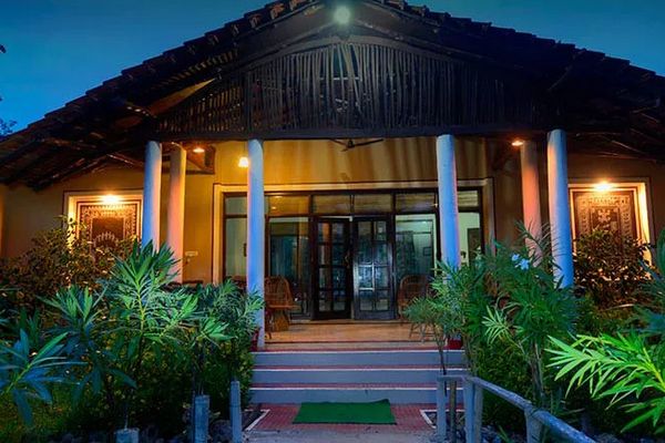 chitvan jungle resort at kanha national park